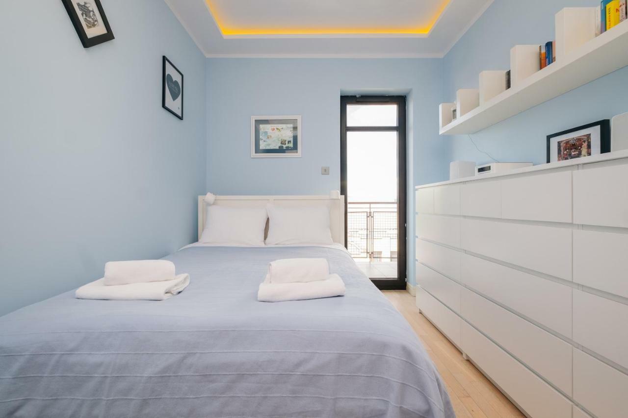 Modern Apartment Across The Ponds Varsovie Extérieur photo