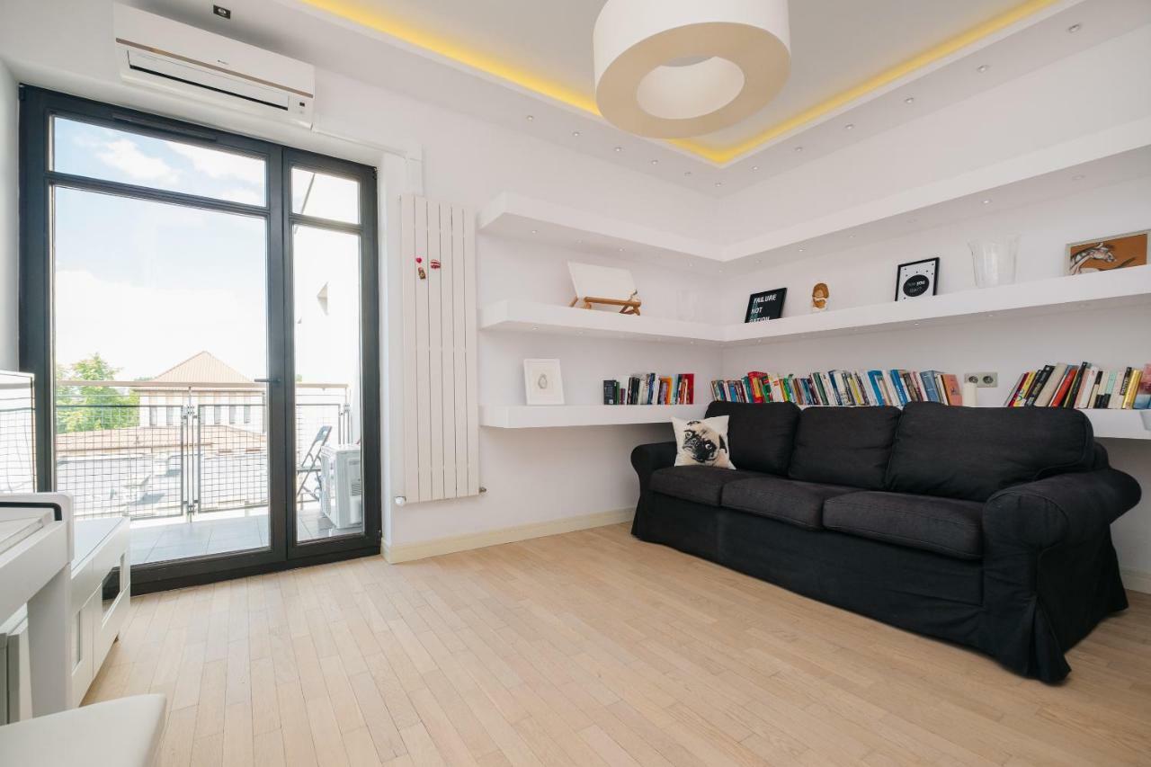 Modern Apartment Across The Ponds Varsovie Extérieur photo